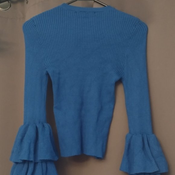 Forever 21 Blue Sweater - Size M - Picture 2 of 6